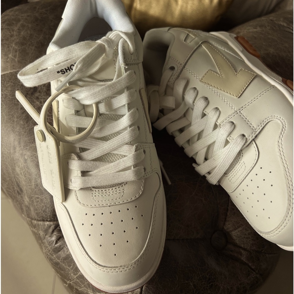 Off-White White/Beige Out of Office Sneaker Size EU 39 US 7.5